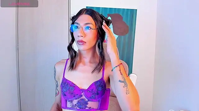 sofiaa grey  online show from 24, 2, 2026