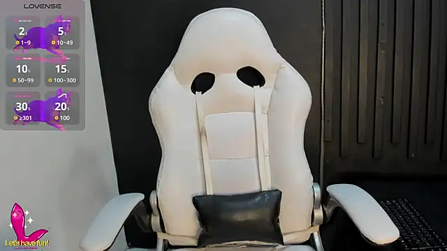 Snapshot of Shayla27 chatting on 7, 2, 2025 Shayla27 online show from 7, 2, 2025