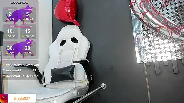 Snapshot of Shayla27 chatting on 11, 2, 2025 Shayla27 online show from 11, 2, 2025