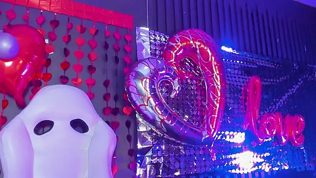 Snapshot of Shayla27 chatting on 15, 2, 2025 Shayla27 online show from 15, 2, 2025