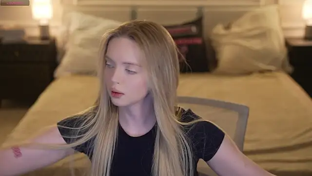 Snapshot of Cassy-Celestial_ chatting on 29, 11, 2025 Cassy-Celestial online show from 29, 11, 2025