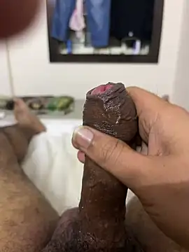 StripMeHot92 online show from 12, 12, 2024