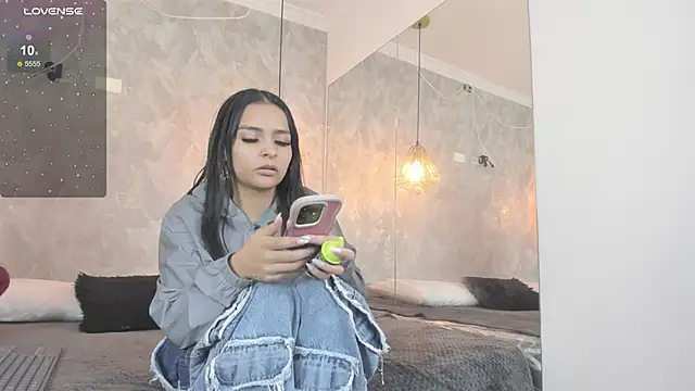 leigh-angels online show from 30, 3, 2026