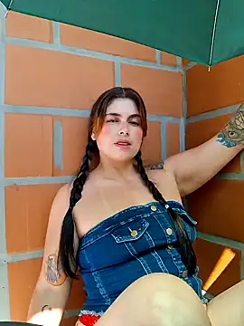 Juliietha servas online show from 22, 1, 2025