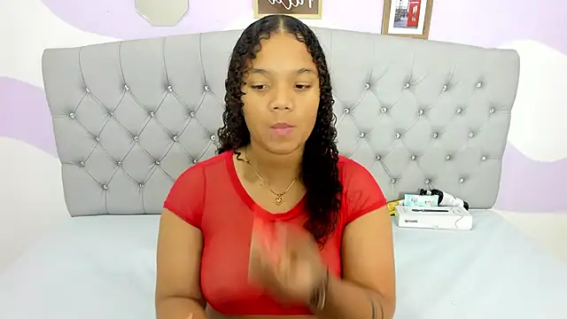 Snapshot of BRIYITHMENA chatting on 24, 1, 2025 BRIYITHMENA online show from 24, 1, 2025