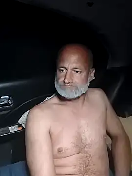 Snapshot of FloppyPickle4u chatting on 3, 2, 2026 FloppyPickle4u online show from 3, 2, 2026