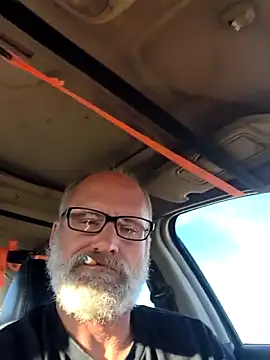 Snapshot of FloppyPickle4u chatting on 27, 2, 2026 FloppyPickle4u online show from 27, 2, 2026