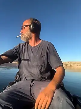 Snapshot of FloppyPickle4u chatting on 12, 3, 2026 FloppyPickle4u online show from 12, 3, 2026