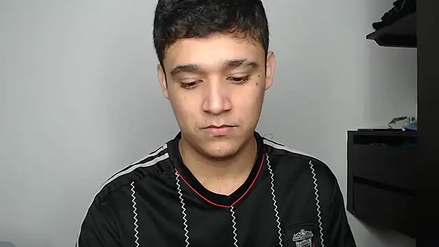 Snapshot of kaiine190 chatting on 23, 3, 2026 kaiine190 online show from 23, 3, 2026