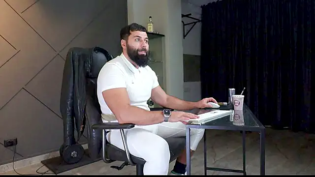 mattmasterss online show from 4, 1, 2025