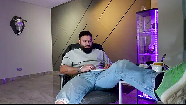 mattmasterss online show from 11, 3, 2025