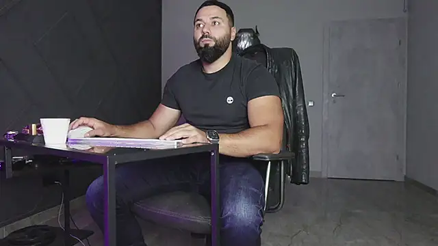 mattmasterss online show from 4, 10, 2025