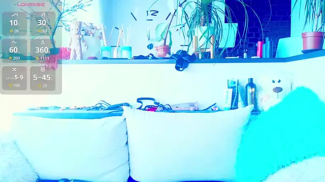 Snapshot of _JuliaSpace_ chatting on 1, 3, 2026 JuliaSpace online show from 1, 3, 2026