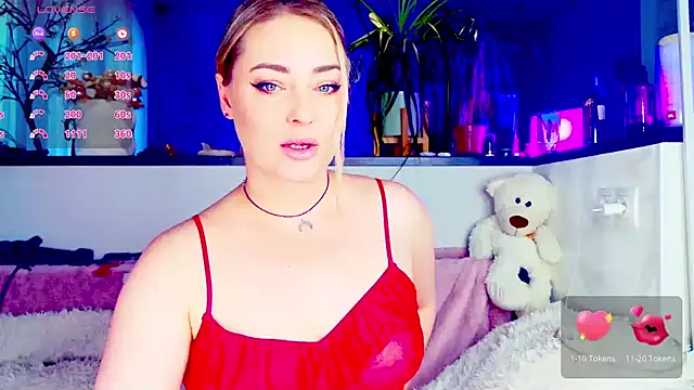  JuliaSpace  online show from 17, 5, 2026