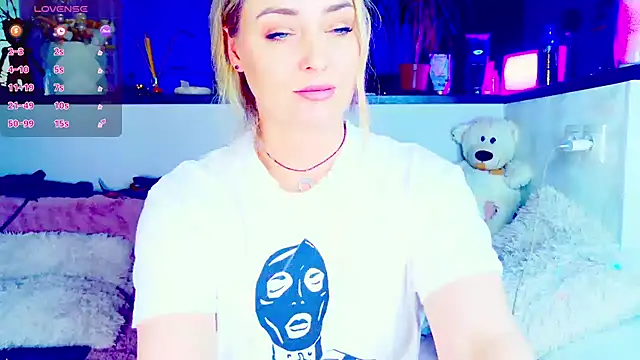 JuliaSpace  online show from 24, 5, 2026