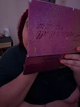 Snapshot of Juicyjordie chatting on 8, 1, 2025 Juicyjordie online show from 8, 1, 2025