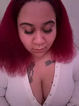 Snapshot of Juicyjordie chatting on 2, 3, 2025 Juicyjordie online show from 2, 3, 2025