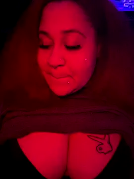 Snapshot of Juicyjordie chatting on 18, 10, 2025 Juicyjordie online show from 18, 10, 2025