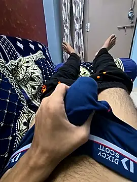 Yours1311 online show from 12, 11, 2025