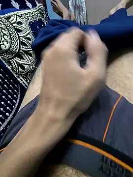 Yours1311 online show from 27, 11, 2025