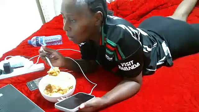 Snapshot of Khorah chatting on 18, 6, 2026 Khorah online show from 18, 6, 2026