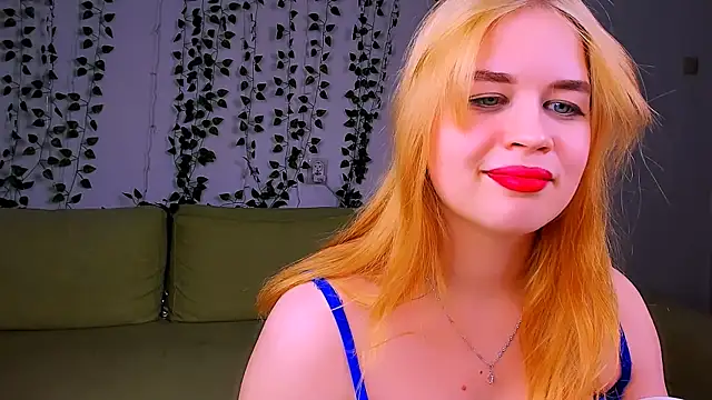 AlicePopsy online show from 18, 2, 2025