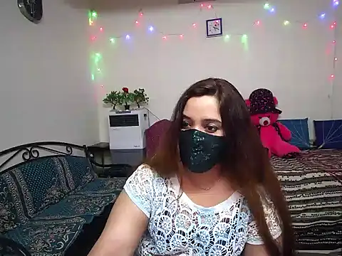Arushisingh8888 online show from 6, 12, 2024