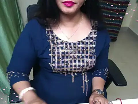 Arushisingh8888 online show from 15, 11, 2025