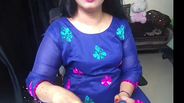 Arushisingh8888 online show from 11, 5, 2026
