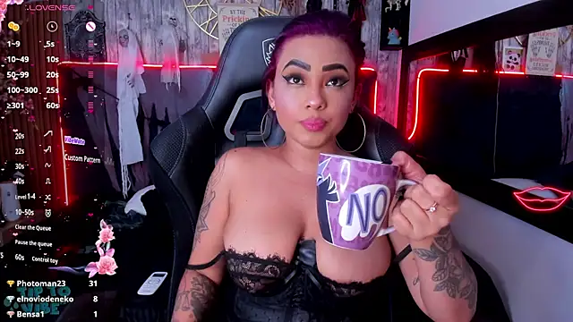 Neko Misaki online show from 10, 1, 2025