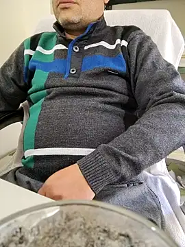 Snapshot of Hot-man39 chatting on 5, 1, 2025 Hot-man39 online show from 5, 1, 2025