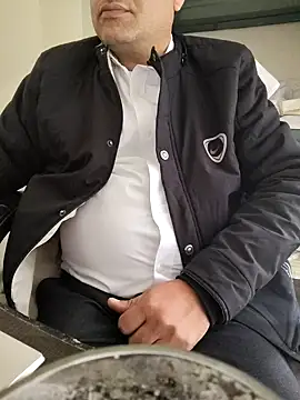 Snapshot of Hot-man39 chatting on 7, 1, 2025 Hot-man39 online show from 7, 1, 2025