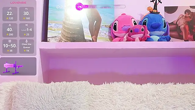 Snapshot of adri_crof chatting on 9, 12, 2024 adri crof online show from 9, 12, 2024