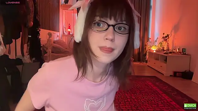 Snapshot of electric_babe chatting on 3, 4, 2026 electric babe online show from 3, 4, 2026