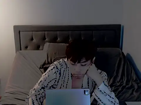 Snapshot of bxiaobao94 chatting on 11, 7, 2026 bxiaobao94 online show from 11, 7, 2026