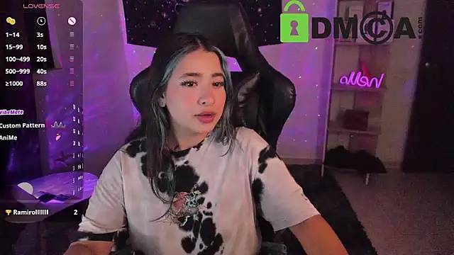 Snapshot of sweetcoralinee chatting on 5, 3, 2025 sweetcoralinee online show from 5, 3, 2025