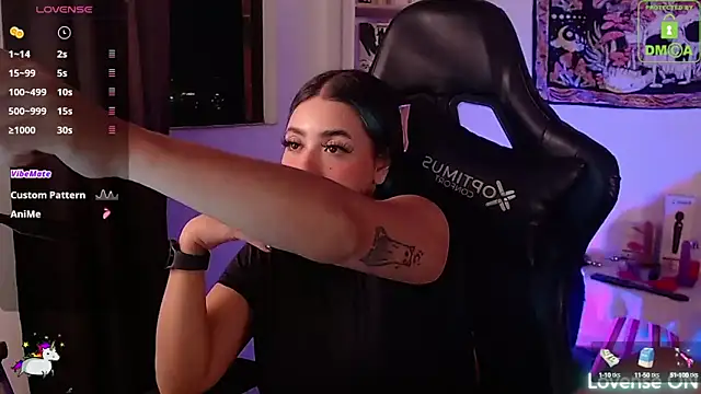 Snapshot of sweetcoralinee chatting on 7, 10, 2025 sweetcoralinee online show from 7, 10, 2025