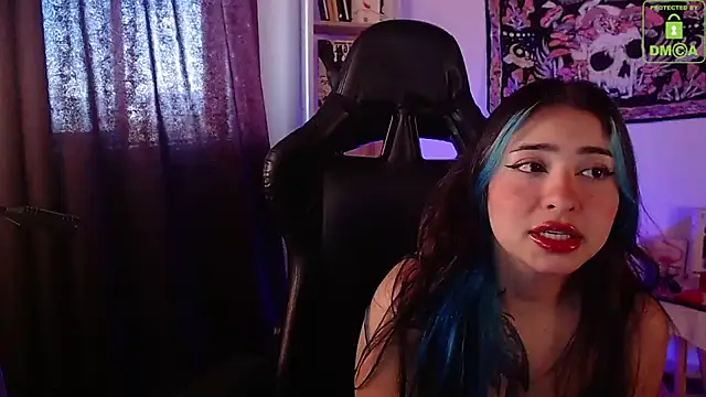 Snapshot of sweetcoralinee chatting on 18, 10, 2025 sweetcoralinee online show from 18, 10, 2025