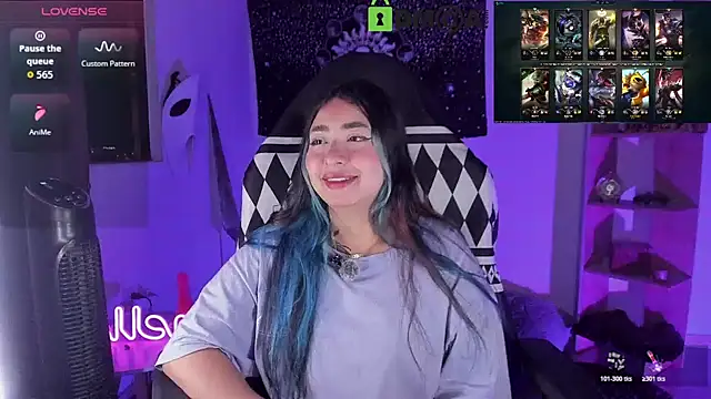 sweetcoralinee online show from 4, 3, 2026