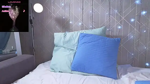 Snapshot of Allure_goldennX chatting on 25, 1, 2025 Allure goldennX online show from 25, 1, 2025