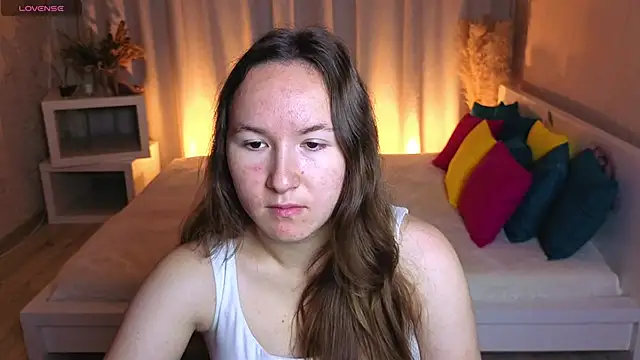 Snapshot of Little_doll_meow chatting on 18, 9, 2025 Little doll meow online show from 18, 9, 2025