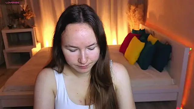 Snapshot of Little_doll_meow chatting on 24, 9, 2025 Little doll meow online show from 24, 9, 2025