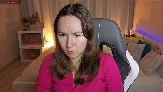 Snapshot of Little_doll_meow chatting on 11, 11, 2025 Little doll meow online show from 11, 11, 2025