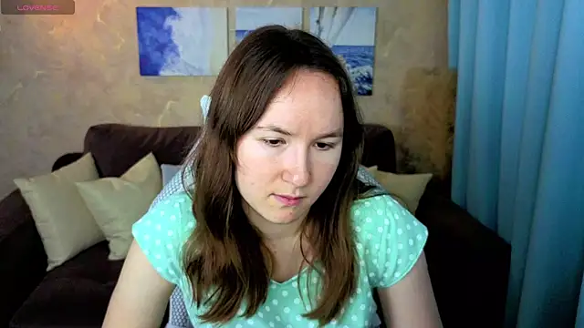 Snapshot of Little_doll_meow chatting on 20, 11, 2025 Little doll meow online show from 20, 11, 2025