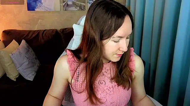 Snapshot of Little_doll_meow chatting on 18, 12, 2025 Little doll meow online show from 18, 12, 2025