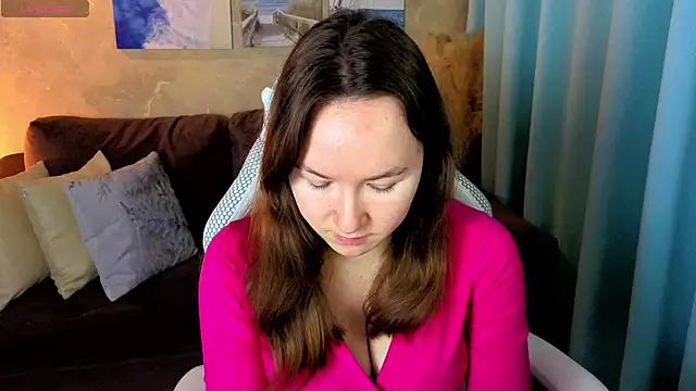 Snapshot of Little_doll_meow chatting on 19, 12, 2025 Little doll meow online show from 19, 12, 2025