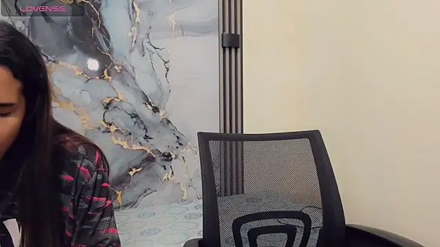 Snapshot of Rubi_30 chatting on 27, 11, 2025 Rubi 30 online show from 27, 11, 2025