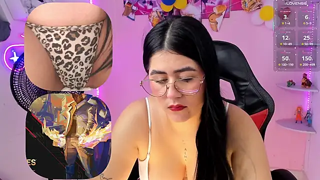 Snapshot of DanielaHang chatting on 1, 10, 2025 DanielaHang online show from 1, 10, 2025