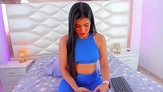 samanthaevans4 online show from 5, 12, 2024