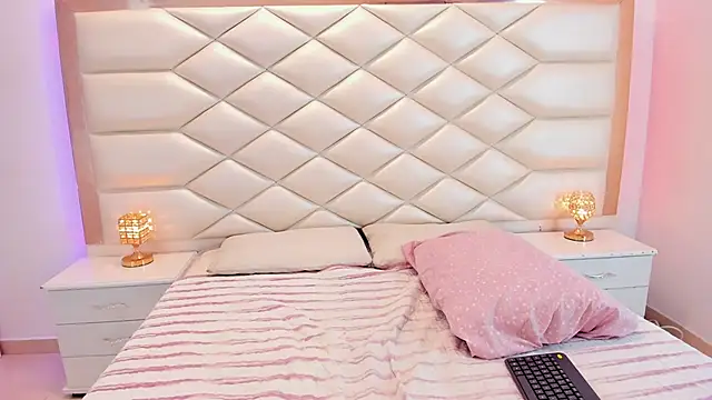 samanthaevans4 online show from 7, 3, 2025